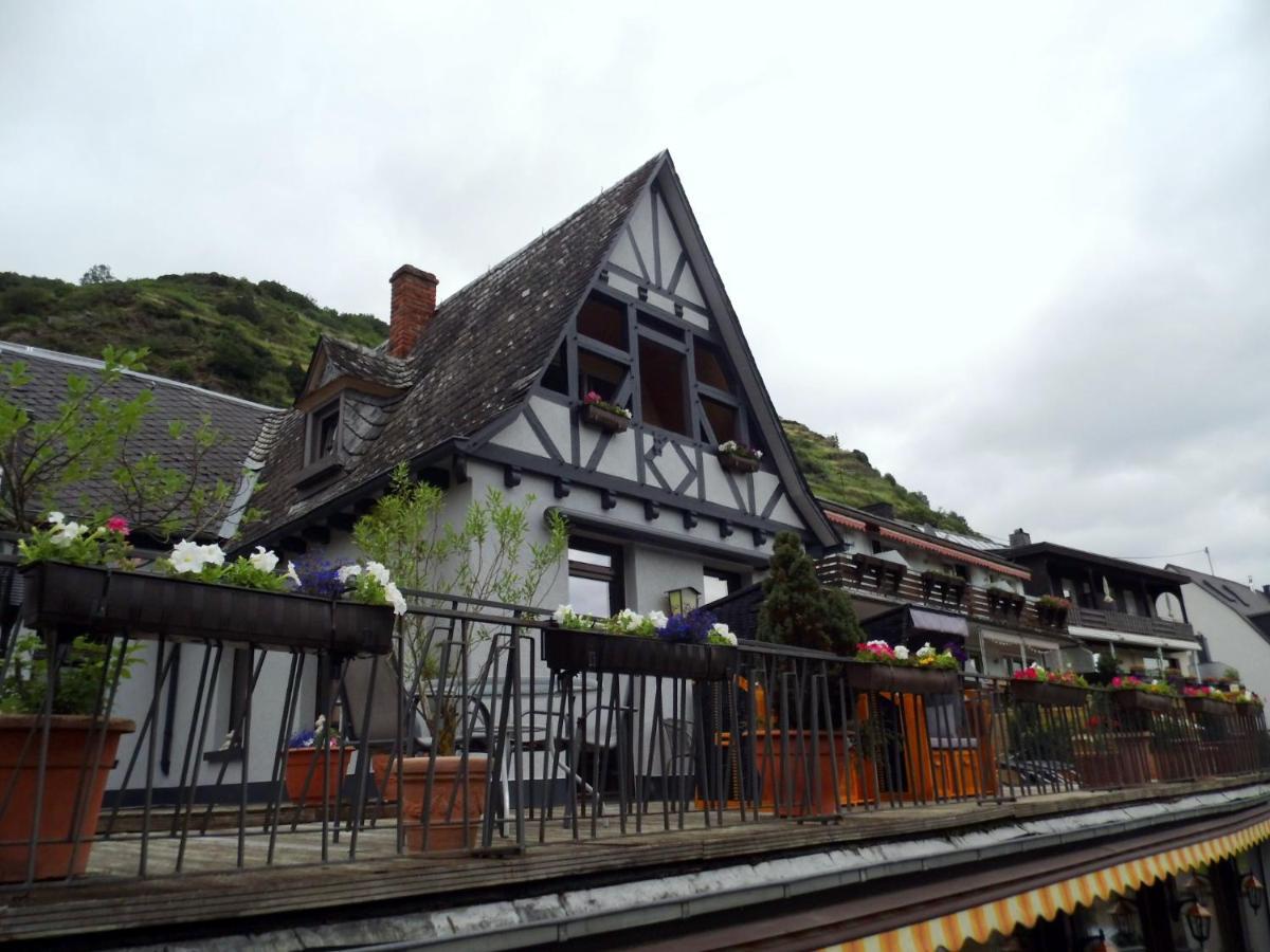 Hotel Restaurant Zum Valwiger Herrenberg Dış mekan fotoğraf