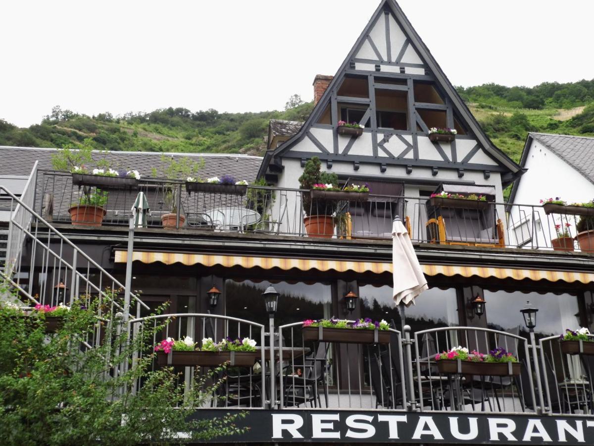 Hotel Restaurant Zum Valwiger Herrenberg Dış mekan fotoğraf