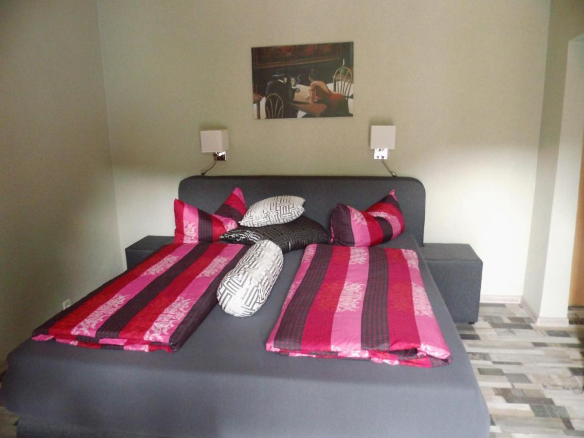 Hotel Restaurant Zum Valwiger Herrenberg Dış mekan fotoğraf