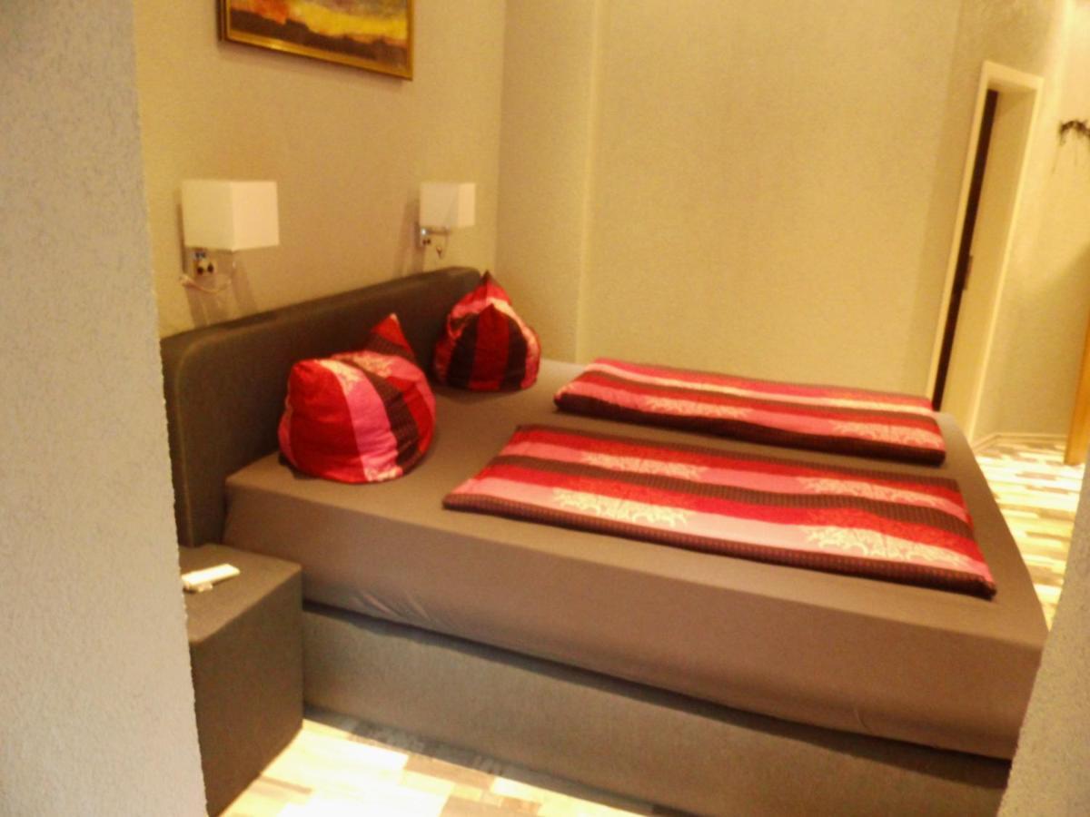Hotel Restaurant Zum Valwiger Herrenberg Dış mekan fotoğraf